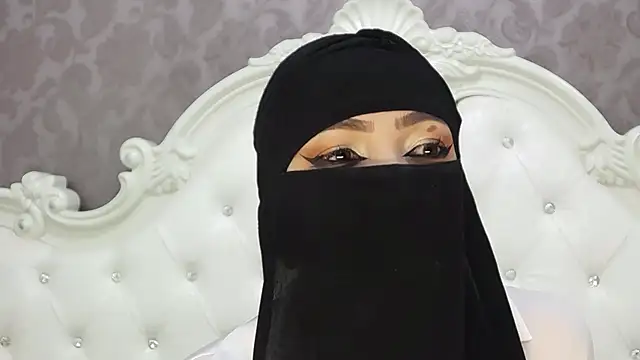 Snapshot of Hajar_Kar chatting on July 14, 5:01 am Hajar Kar online show from July 14, 5:01 am