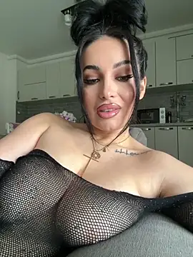 melissablack online show from March 13, 8:32 am