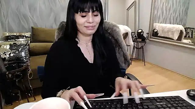 Sara Poison online show from March 3, 2:50 am