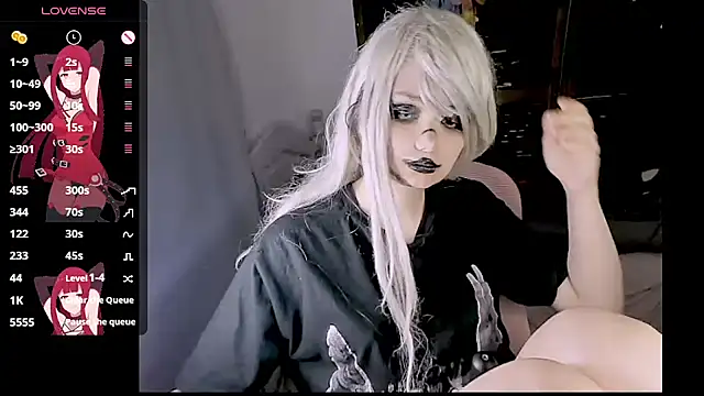 Snapshot of madokapruriens chatting on November 7, 4:12 am madokapruriens online show from November 7, 4:12 am