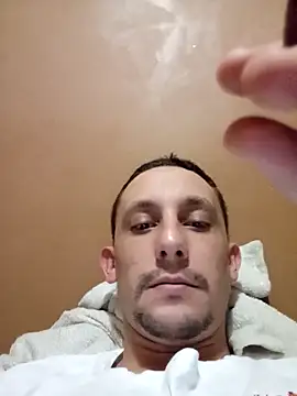 chicomalo3024 online show from February 11, 12:38 am