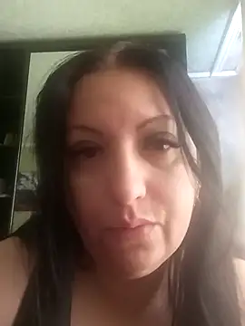 Veronica-Celie online show from May 31, 8:10 am