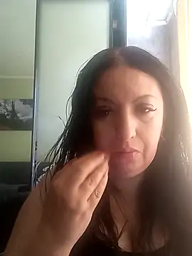 Veronica-Celie online show from June 2, 9:22 am