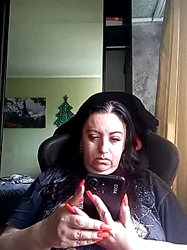 Veronica-Celie online show from August 4, 11:46 am