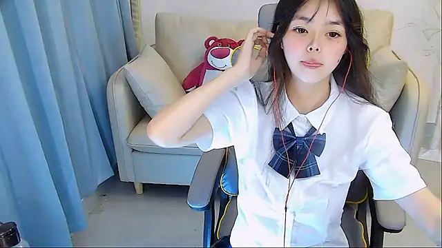 Snapshot of mango-a chatting on January 6, 1:30 pm mango-a online show from January 6, 1:30 pm