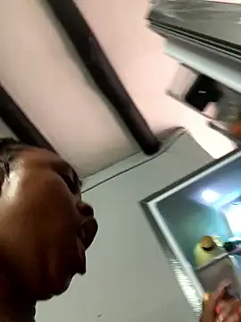 Pearl 00 online show from January 10, 12:40 pm