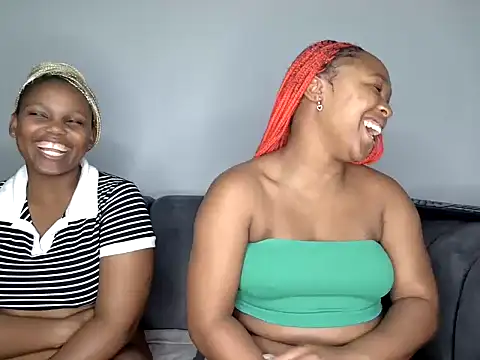 Pearl 00 online show from February 2, 6:39 pm