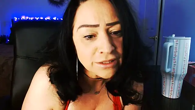 Snapshot of AlyssiaAmoreXO chatting on May 26, 10:17 pm AlyssiaAmoreXO online show from May 26, 10:17 pm