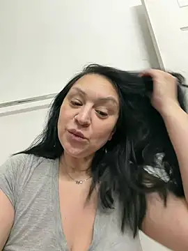 Snapshot of AlyssiaAmoreXO chatting on June 24, 5:34 pm AlyssiaAmoreXO online show from June 24, 5:34 pm
