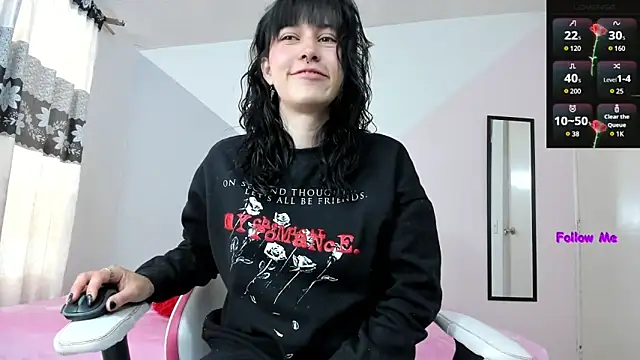 Snapshot of Camcrush__ chatting on February 1, 2:34 pm Camcrush online show from February 1, 2:34 pm