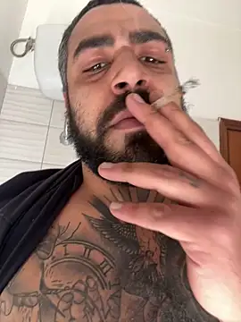 Dikkiduohottt online show from April 3, 1:09 pm