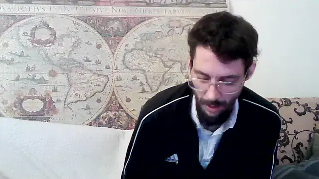 Snapshot of casualtimepassenger chatting on March 5, 7:38 pm casualtimepassenger online show from March 5, 7:38 pm