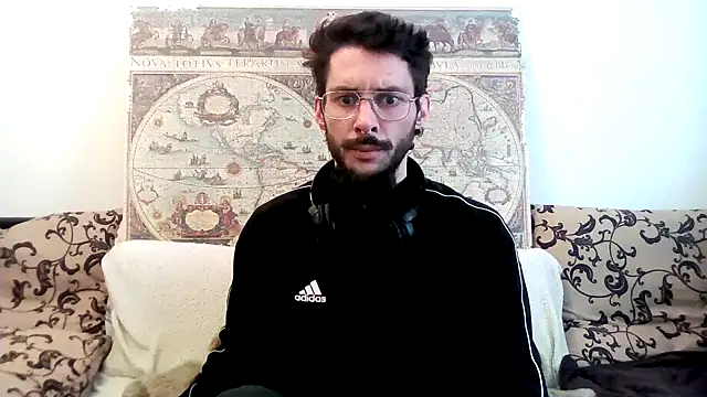 Snapshot of casualtimepassenger chatting on March 16, 2:00 pm casualtimepassenger online show from March 16, 2:00 pm