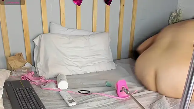 Cristal Cutte online show from February 23, 5:29 pm