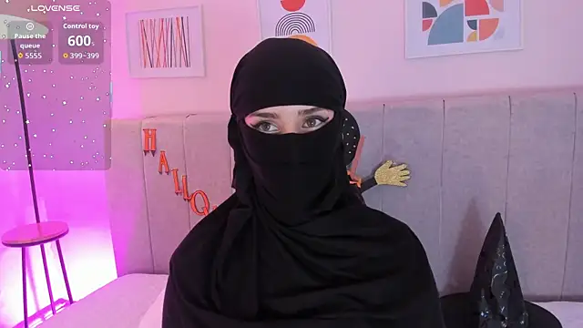 rawiya online show from October 31, 12:39 pm