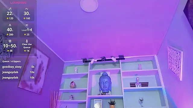 Lucy Williiams online show from March 12, 1:47 am