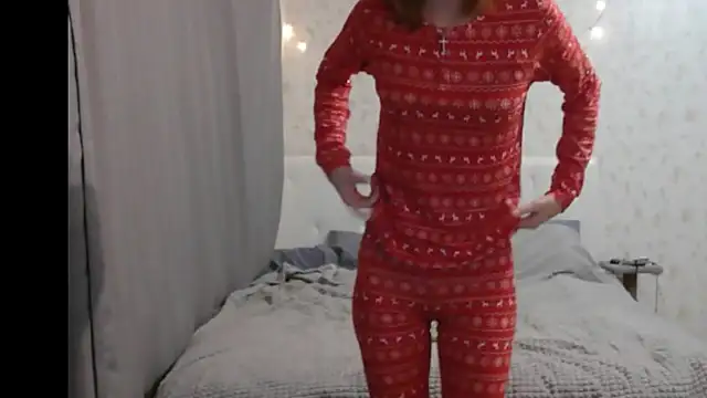 KateBunny online show from December 17, 4:21 pm