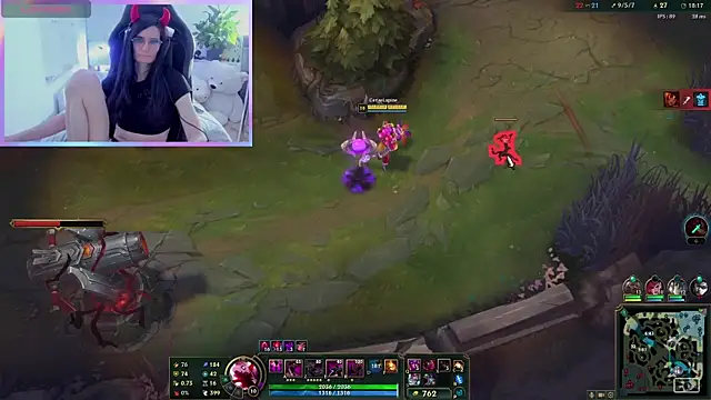 CeriseLapine online show from March 7, 11:05 pm