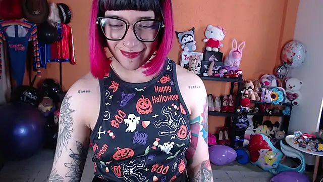 Snapshot of MissMiia2 chatting on October 20, 4:40 pm MissMiia2 online show from October 20, 4:40 pm