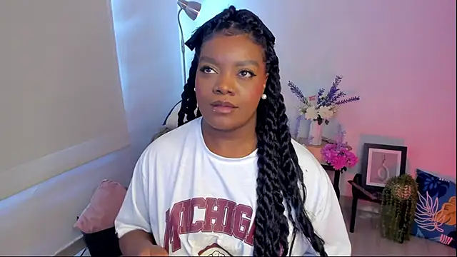 Im Maria online show from October 6, 8:39 pm