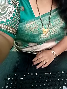 Snapshot of your-sameera chatting on January 6, 4:49 am your-sameera online show from January 6, 4:49 am