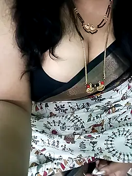 Snapshot of your-sameera chatting on February 21, 3:18 am your-sameera online show from February 21, 3:18 am