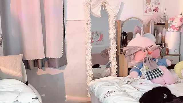 Carly 1 online show from December 25, 4:22 pm