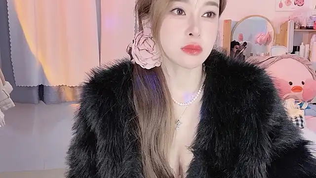 Carly 1 online show from January 8, 2:25 pm