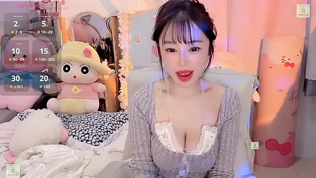 Carly 1 online show from February 1, 12:59 pm