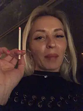 Diamond Bunny  online show from January 31, 5:10 pm