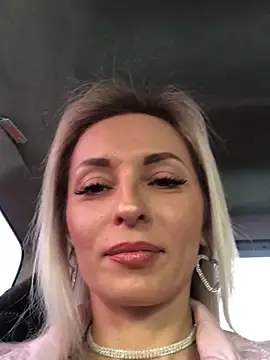 Diamond Bunny  online show from February 3, 1:19 pm