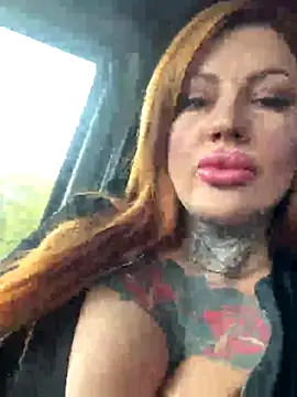 krysstal003 online show from November 6, 11:11 am