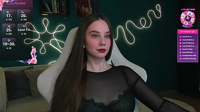 katie taylorr online show from March 13, 10:27 pm