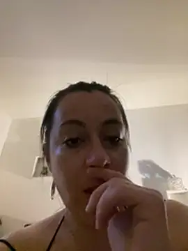 Lyannabuena69 online show from March 2, 2:14 am