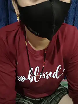 kaveerpooja947 online show from December 1, 5:40 pm