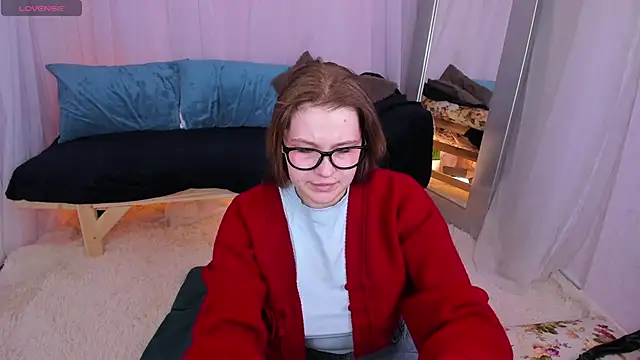 Colleen Blake online show from November 20, 9:09 am