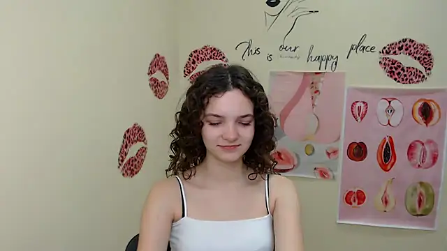 Snapshot of _SusieSu_ chatting on January 16, 7:28 am SusieSu online show from January 16, 7:28 am