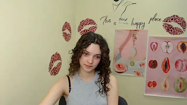 Snapshot of _SusieSu_ chatting on February 1, 10:26 am SusieSu online show from February 1, 10:26 am