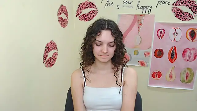 Snapshot of _SusieSu_ chatting on February 28, 10:30 am SusieSu online show from February 28, 10:30 am