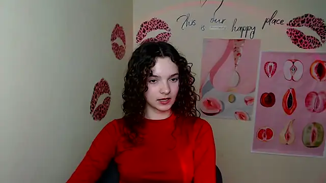 Snapshot of _SusieSu_ chatting on March 8, 2:01 am SusieSu online show from March 8, 2:01 am