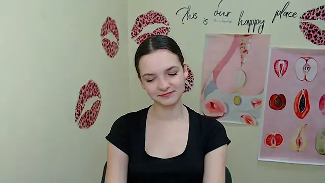 Snapshot of _SusieSu_ chatting on March 17, 12:57 pm SusieSu online show from March 17, 12:57 pm