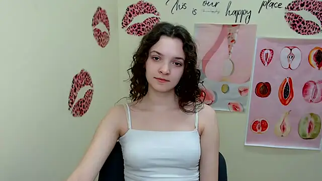 Snapshot of _SusieSu_ chatting on March 20, 10:43 am SusieSu online show from March 20, 10:43 am