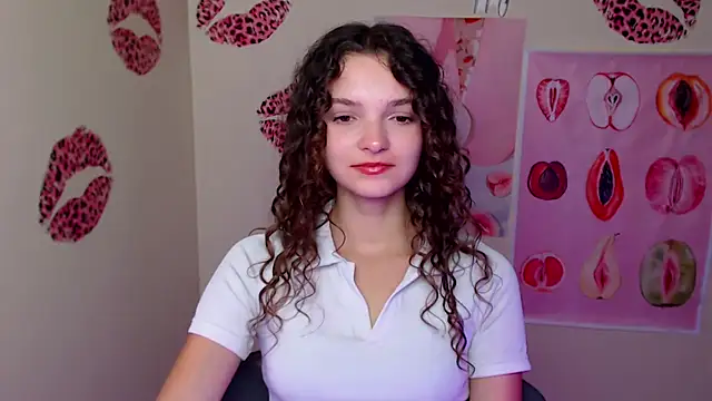 Snapshot of _SusieSu_ chatting on September 17, 6:37 am SusieSu online show from September 17, 6:37 am