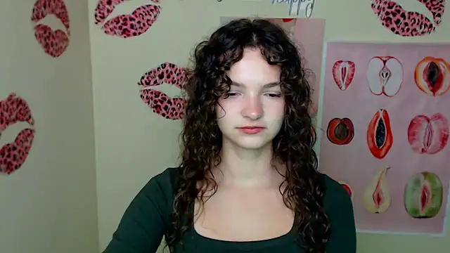 Snapshot of _SusieSu_ chatting on October 6, 6:33 am SusieSu online show from October 6, 6:33 am
