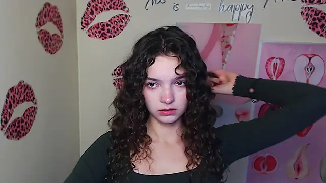  SusieSu  online show from December 3, 7:27 am