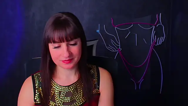 Snapshot of Violla_My chatting on December 19, 6:34 am Violla My online show from December 19, 6:34 am