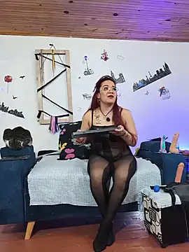 Snapshot of keila_j chatting on May 28, 10:34 am keila j online show from May 28, 10:34 am