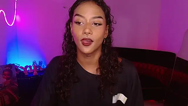 Chelsea  2 online show from November 28, 8:00 pm