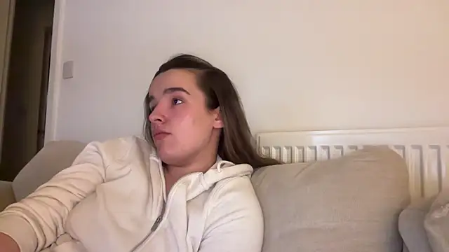 maisiesmithx online show from March 10, 7:52 pm