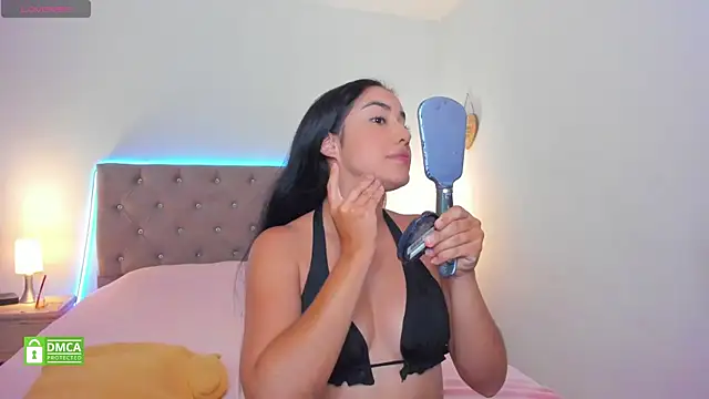 Scarlett 00  online show from February 27, 9:36 pm